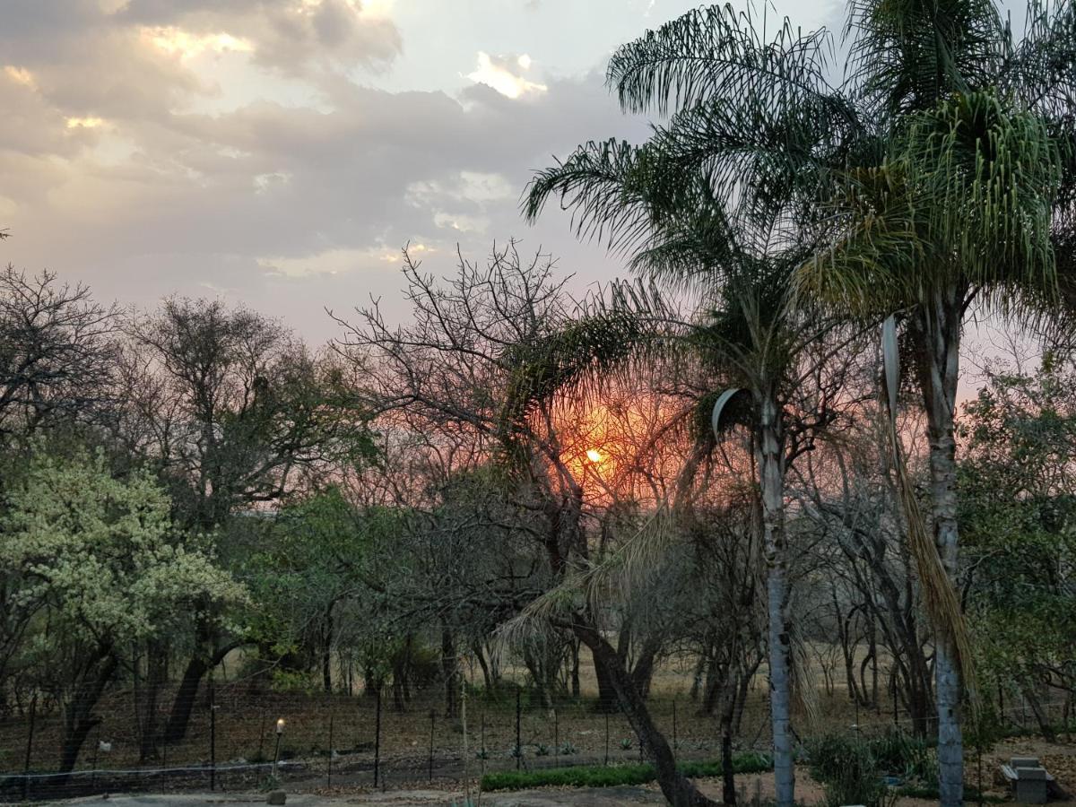 A Farm Stay - Casablanca'S Private Cottage,No Loadshedding! Hazyview Extérieur photo